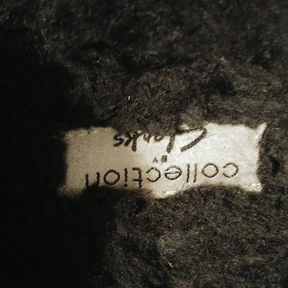 Clarks slides. Size 9. Black - Picture 5 of 5